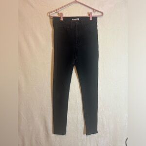 Levi’s 720 Black High Rise Super Skinny Jeans